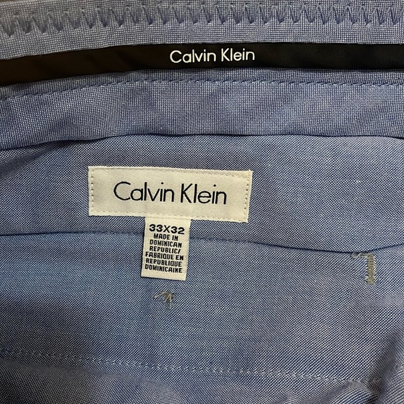 Calvin Klein gray dress pants size 33 x 32, excellent used condition - Picture 3 of 4